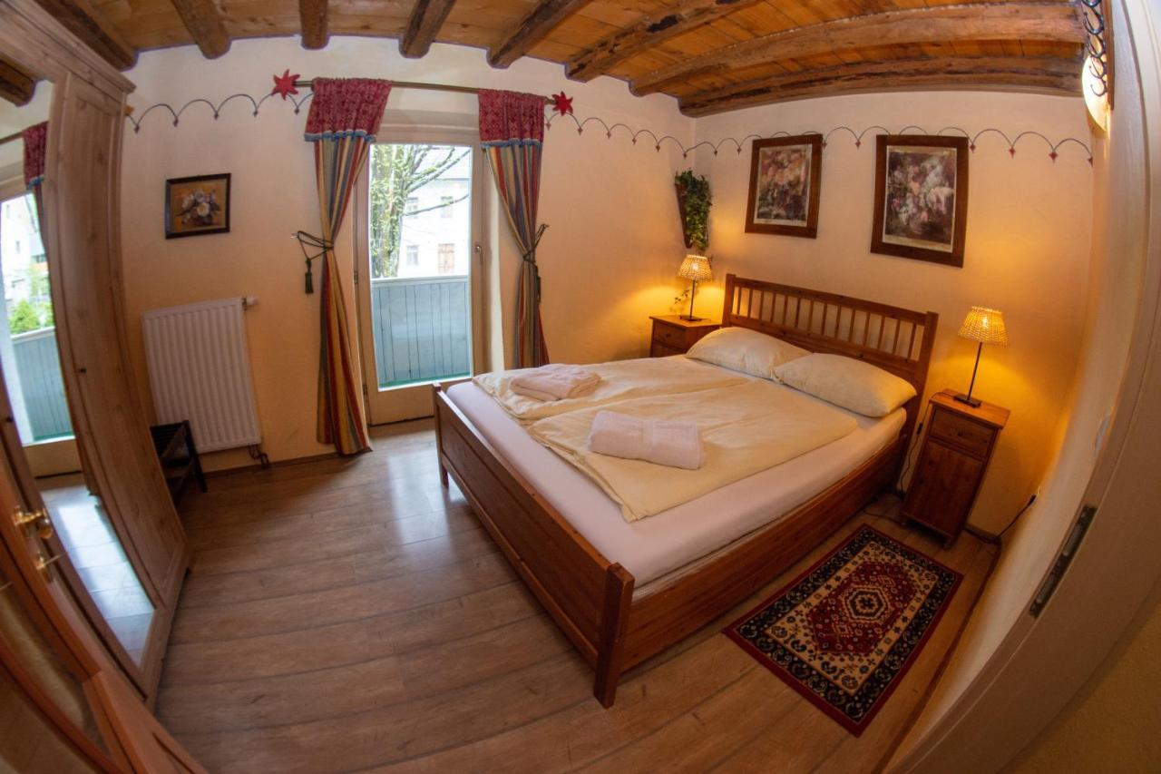 Apartments Belopeski Dvori كْرانْيِسكا غورا المظهر الخارجي الصورة